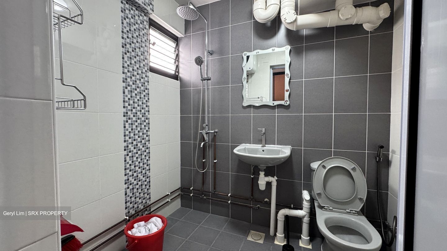 Blk 72 Siglap Lucky Valley (Bedok), HDB 5 Rooms #546538351